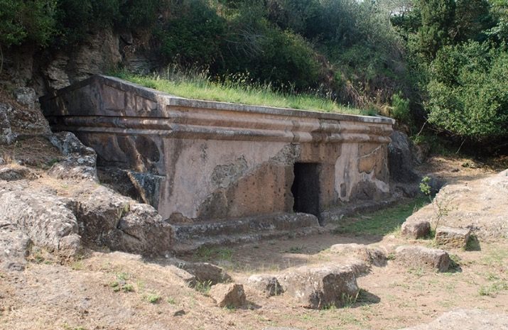 Necropoli etrusca della Peschiera tuscania