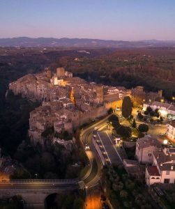 Centro storico di Vitorchiano, protagonista del concorso fotografico estivo