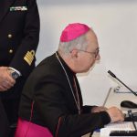 Benedizione di Monsignor Gianrico Ruzza alla comunità portuale di Civitavecchia dalla Capitaneria di Porto