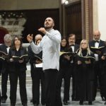 Il maestro Riccardo Schioppa del Coro della Filarmonica di Civitavecchia