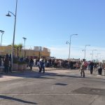 Il lungomare di Tarquinia Lido invaso da turisti a Pasquetta